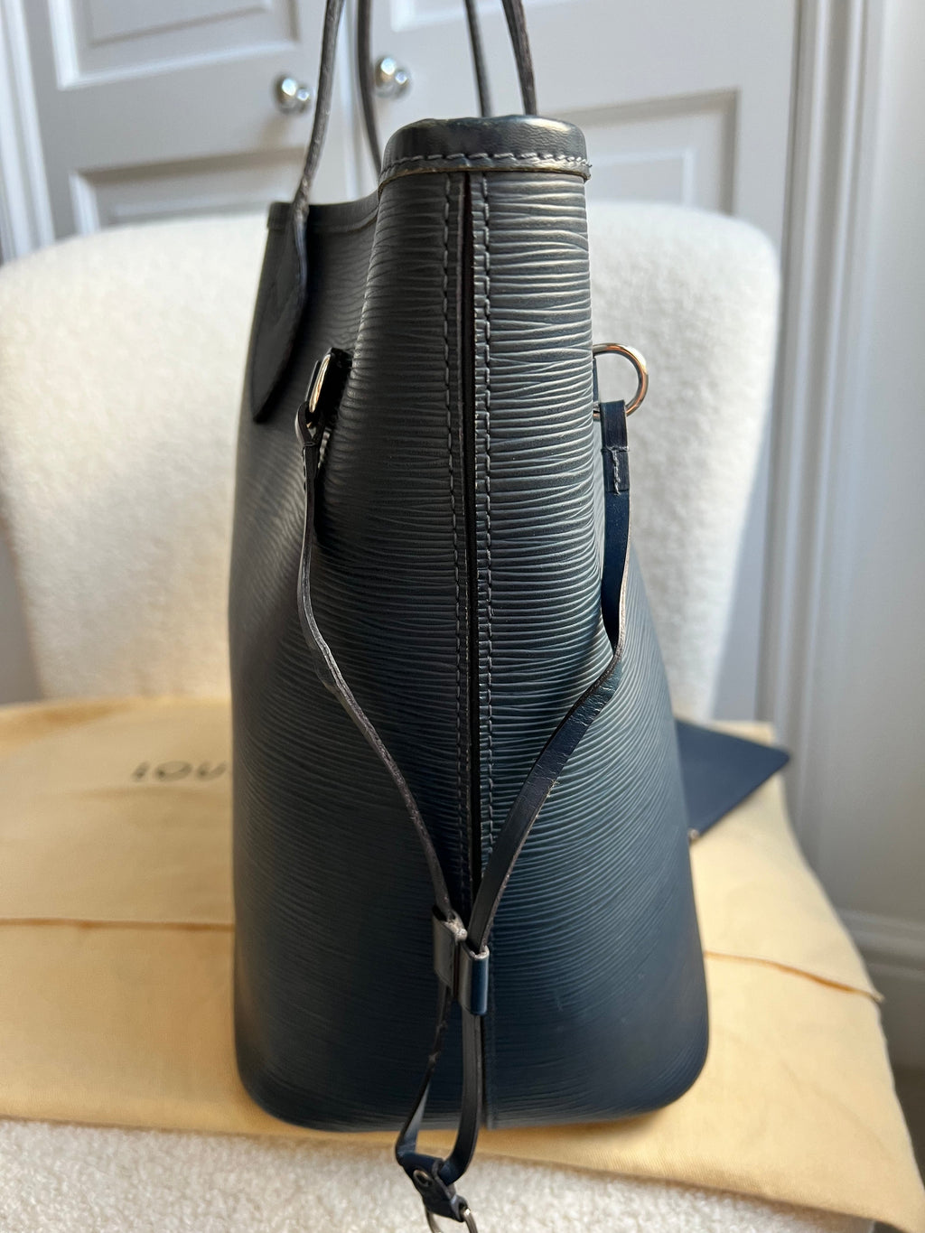 Louis Vuitton Neverfull MM Indigo Epi Leather (RRP £1,740)