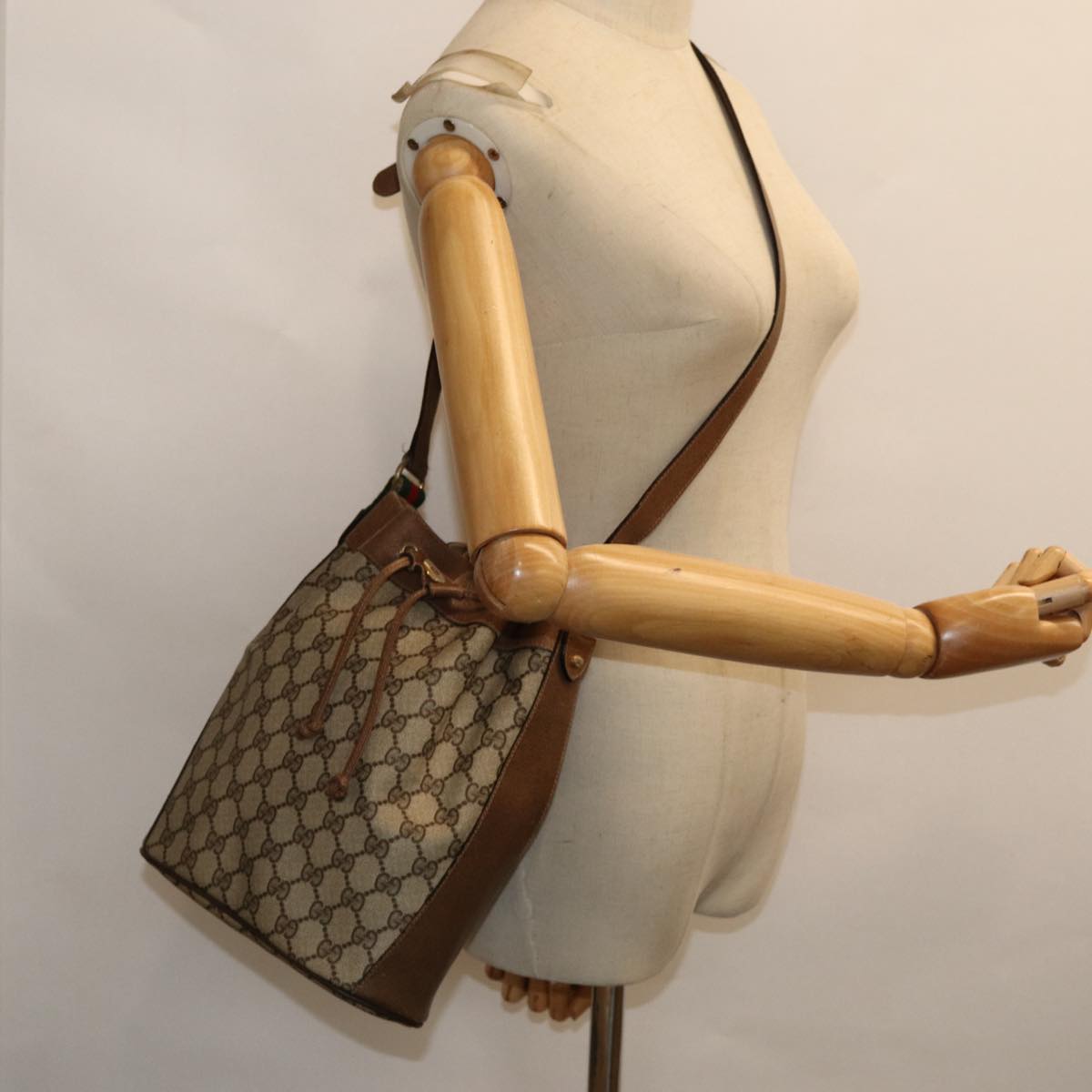 GUCCI GG Supreme Web Sherry Line Shoulder Bag PVC Beige Red 82873