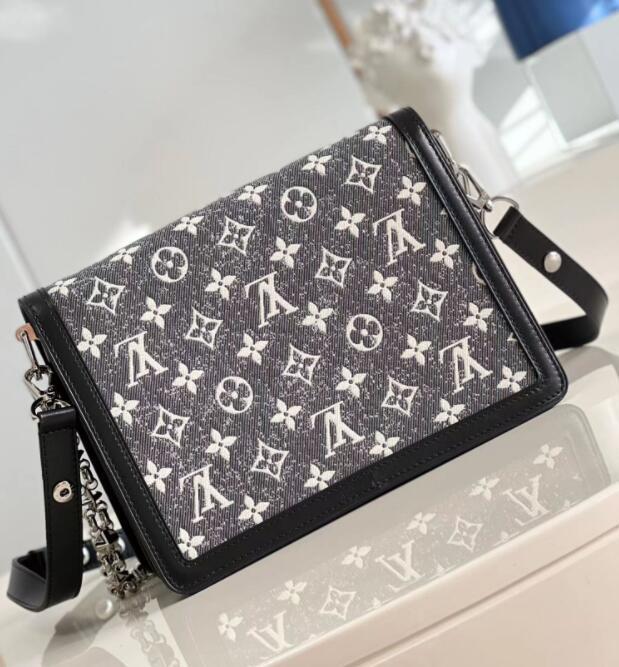 SAMC - LOV Bags - 1438