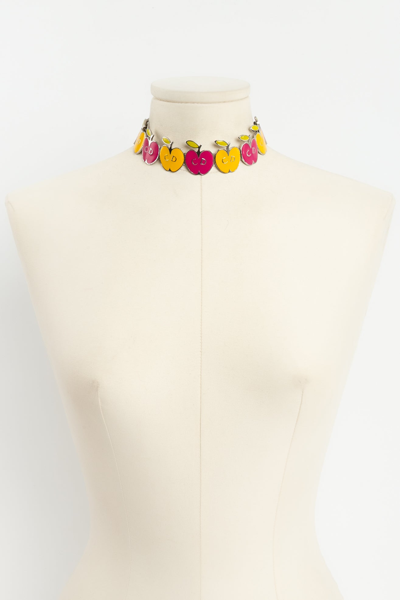 Collier court ÃƒÆ’Ã‚Â©maillÃƒÆ’Ã‚Â© Dior