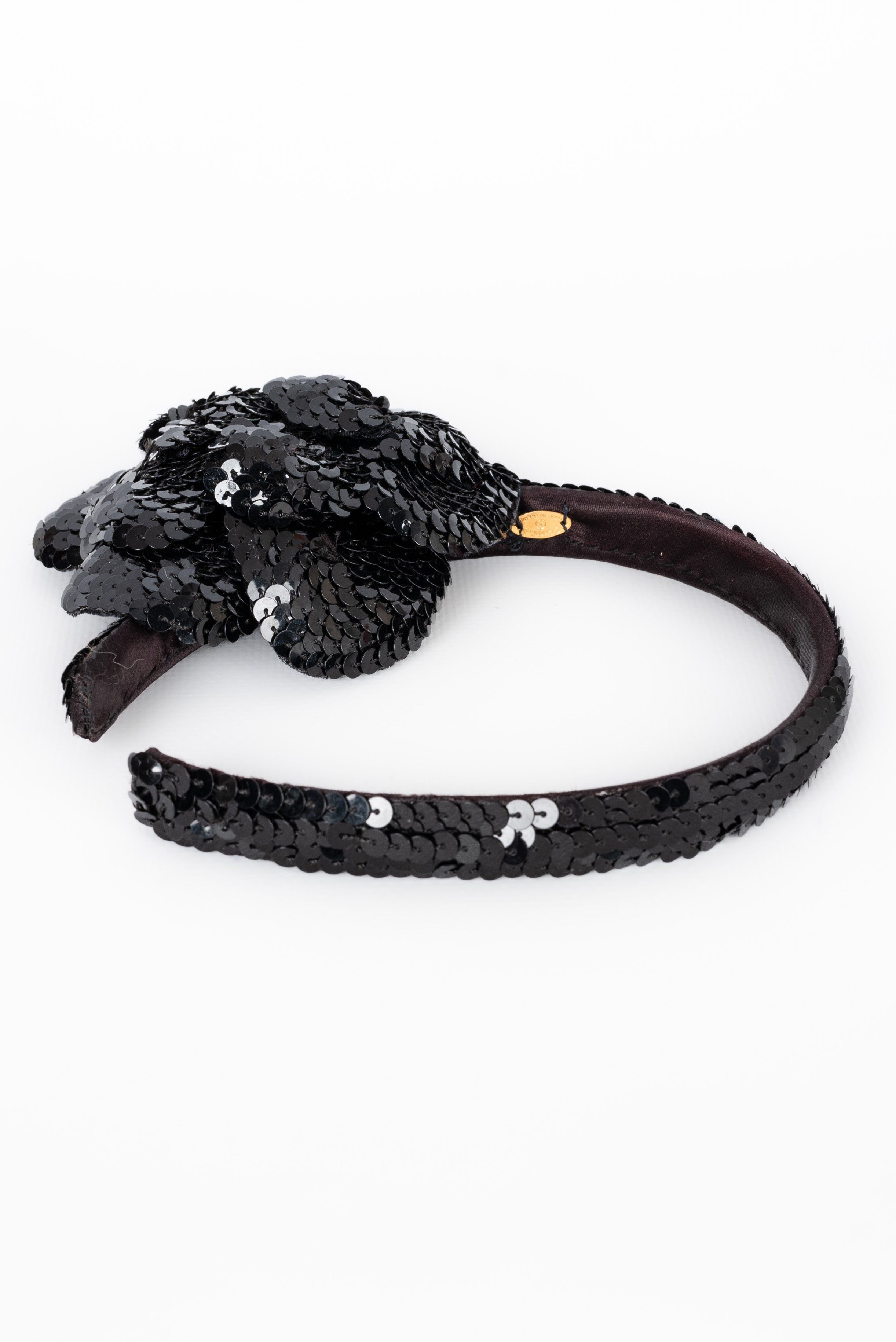 Serre-tÃƒÆ’Ã‚Âªte camÃƒÆ’Ã‚Â©lia Chanel