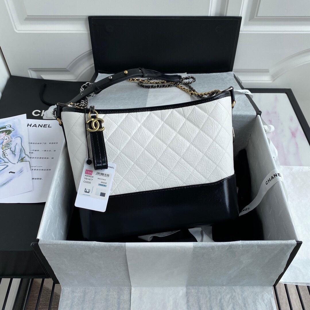 CHLGabrielle Hobo Handbag White/Black For Women, Women’s Bags, Shoulder And Crossbody Bags 9.8in/25cm A93824 Y61477 C0200