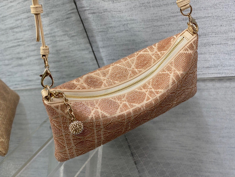 ELE - Dir Bags - 040