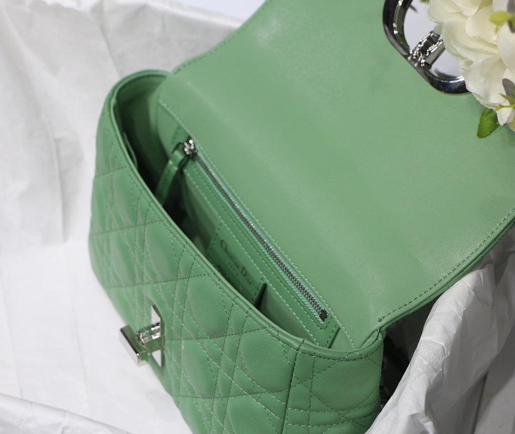 GLAMI Small Caro Bag Green For Women, WomenÃ¢â‚¬â„¢s Handbags, Shoulder Bags, Crossbody Bags, 20cm/8in CD