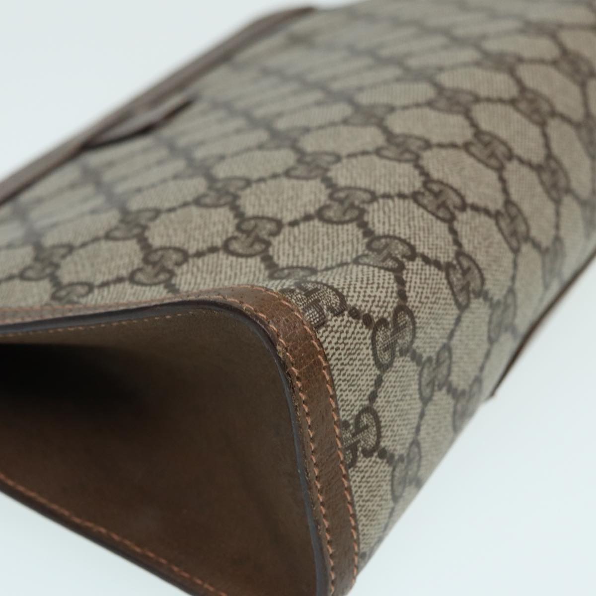 GUCCI GG Supreme Clutch Bag PVC Leather Beige 89 02 075 83474