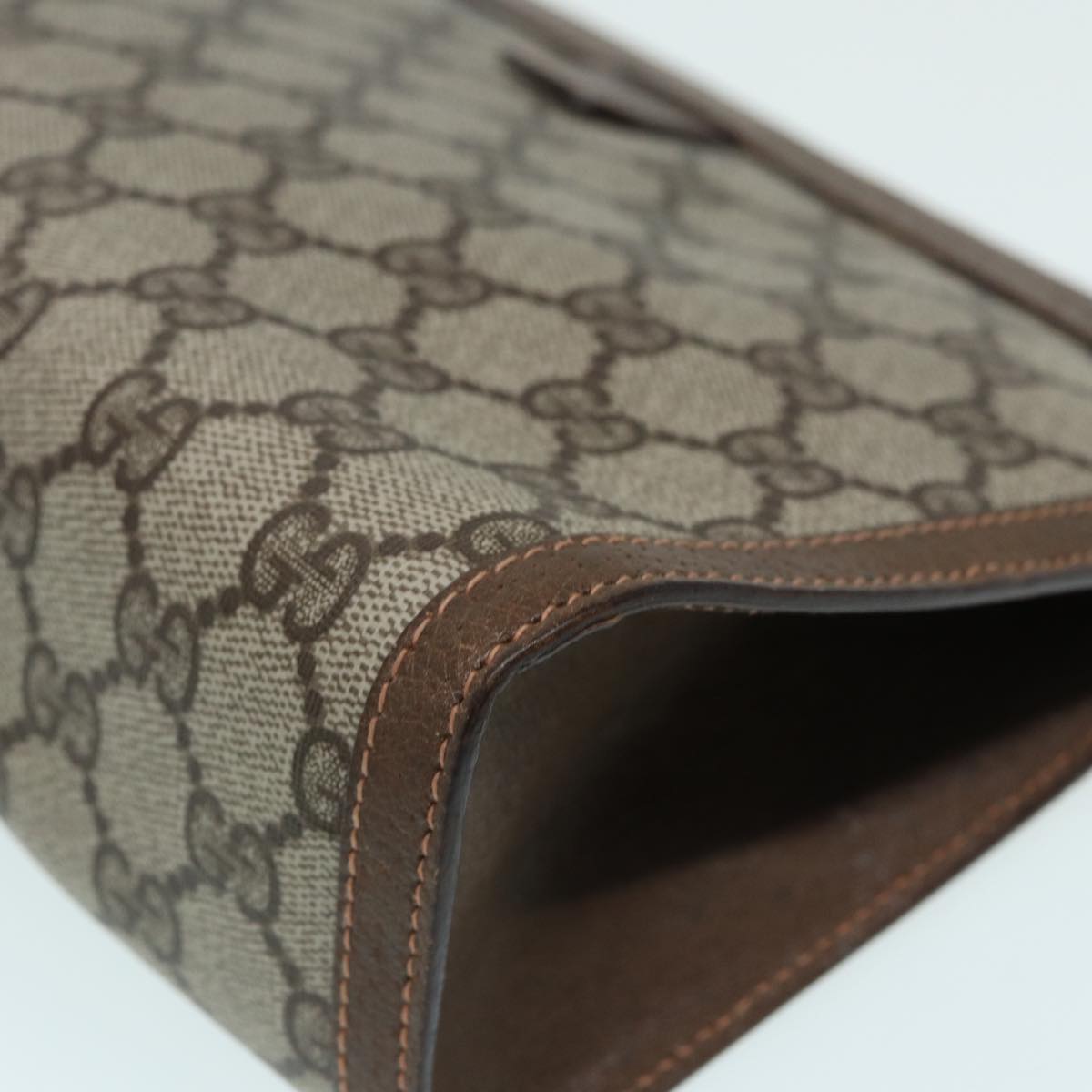 GUCCI GG Supreme Clutch Bag PVC Leather Beige 89 02 075 83474