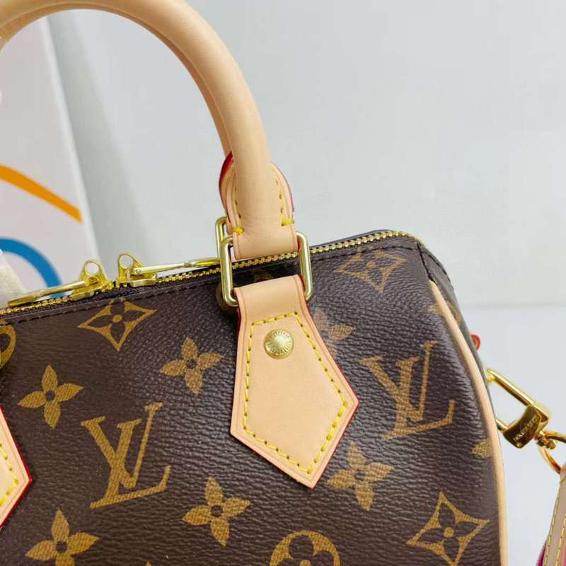 LOV2 Bags - Luxurious Bags  1111