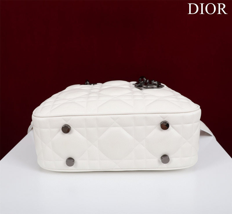 ELE - Dir Bags - 1786