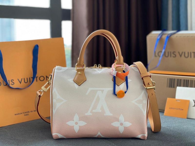 LOV2 Bags - Luxurious Bags  2523