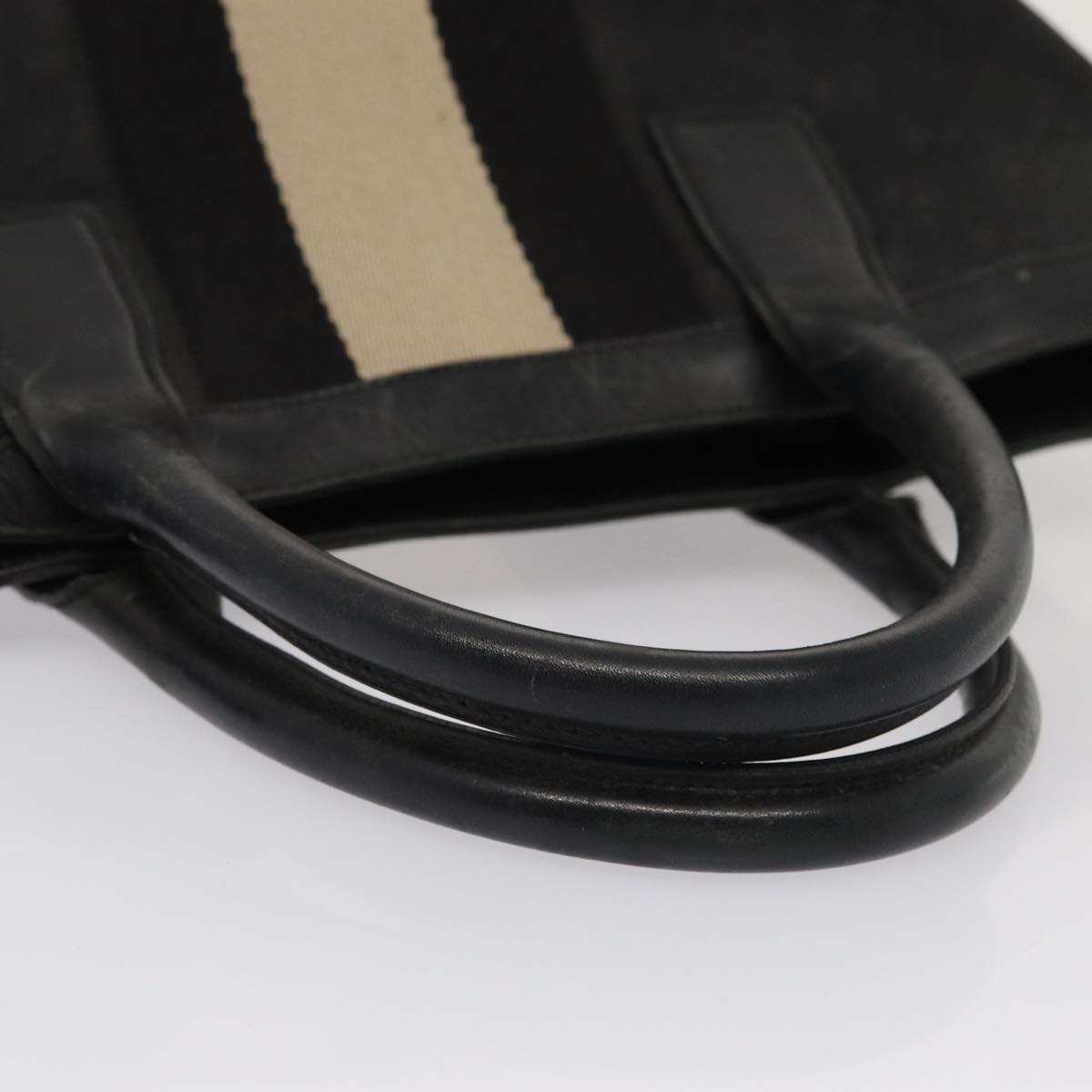 GUCCI GG Canvas Tote Bag Black White 002 1093 83718