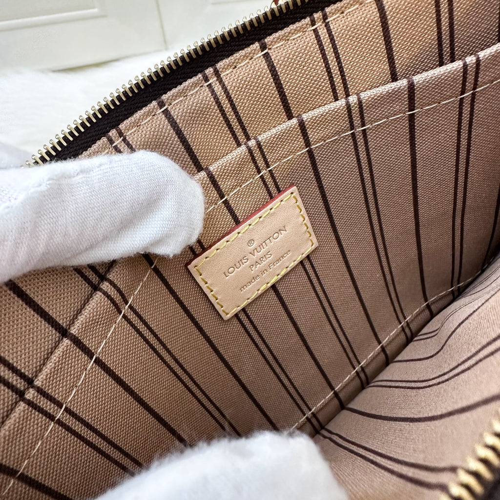 LV Neverfull MM in Monogram Canvas and GHW