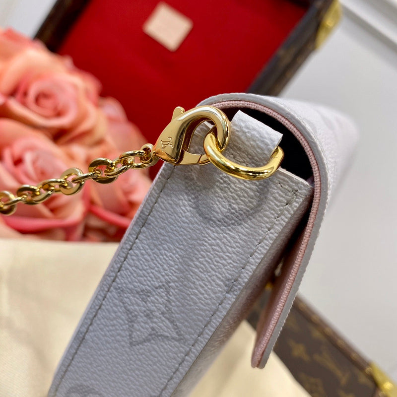 LOV2 Bags - Luxurious Bags  2606