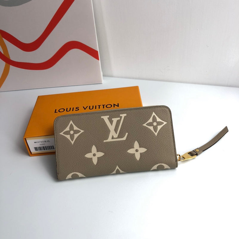 LOV2 Bags - Luxurious Bags  2149