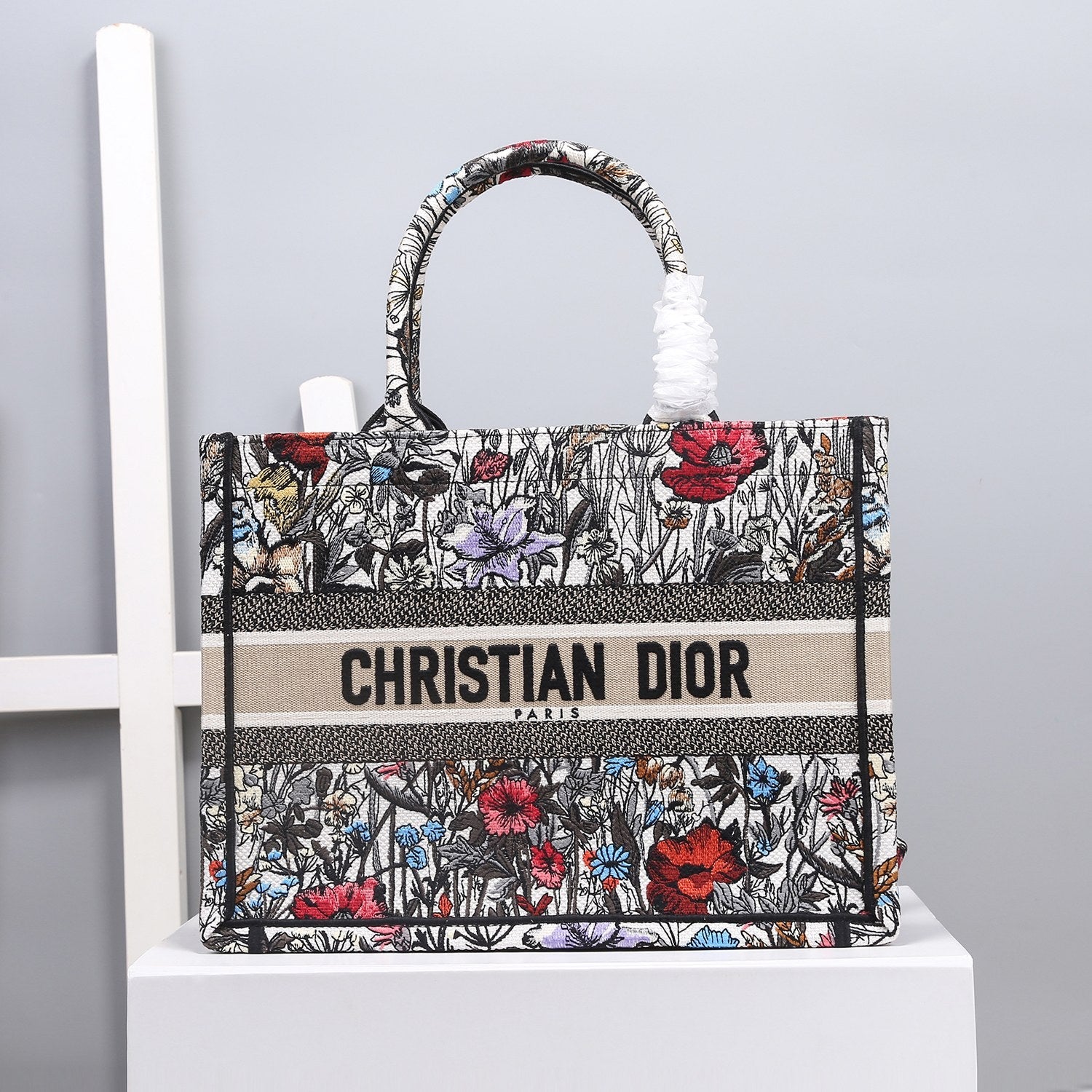 GLAMI MeGLAMIum Book Tote Bag By Maria Grazia Chiuri For Women 14in/36cm CD