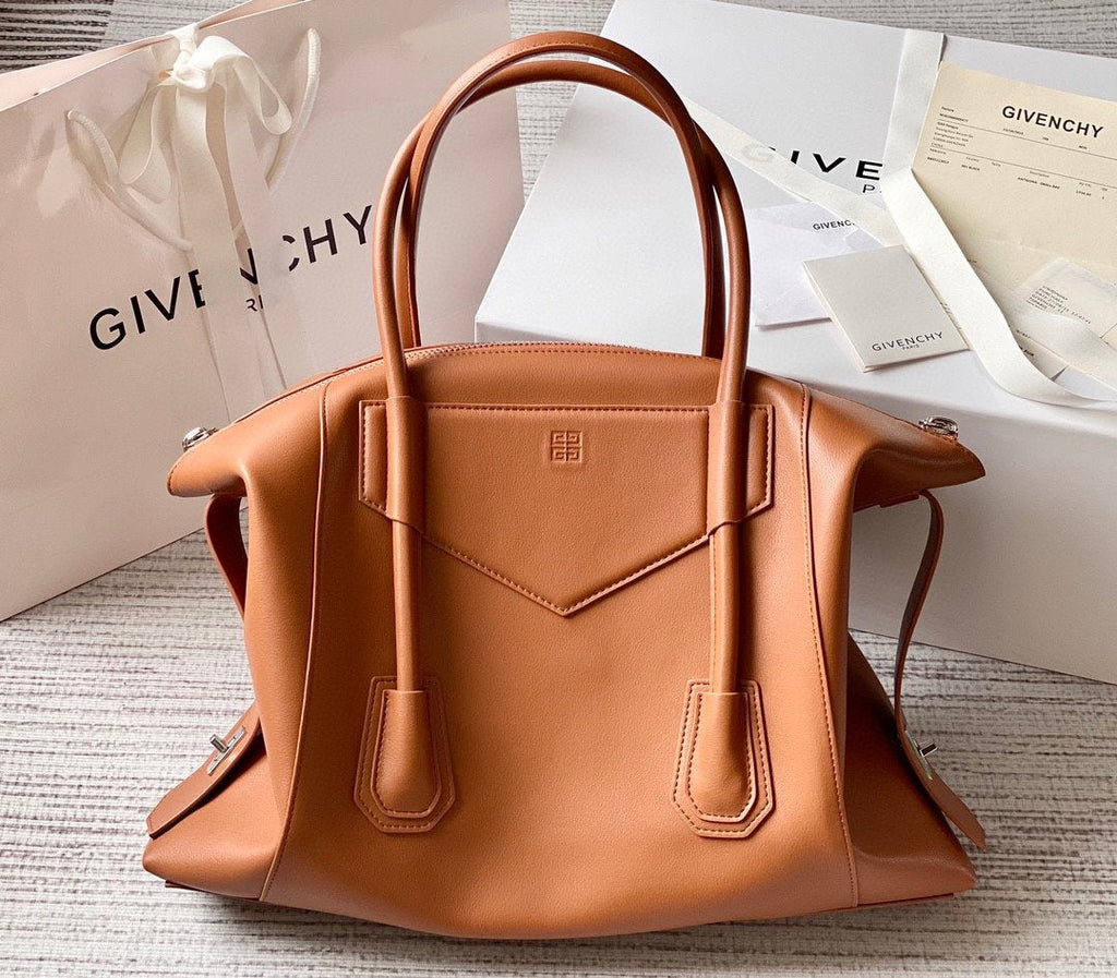 gv Small Antigona Soft Bag Pumpkin For Women, Handbags, Shoulder Bags 17.7in/45cm GVCÃ‚Â 