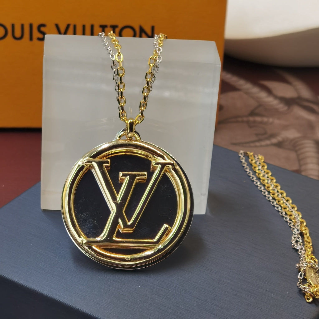 EN - Lux Necklace LUV030