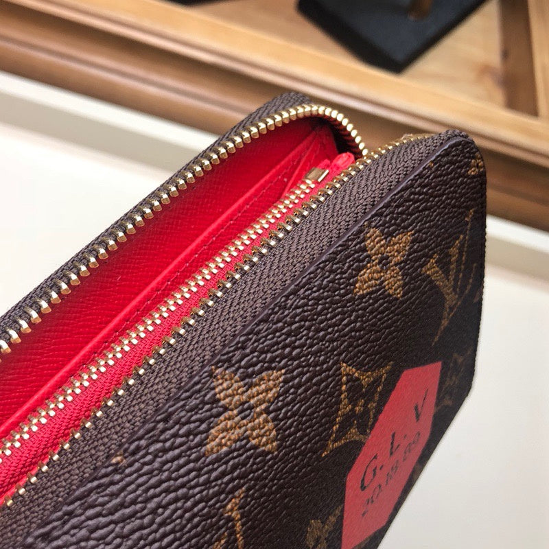 LOV2 Bags - Luxurious Bags  2426