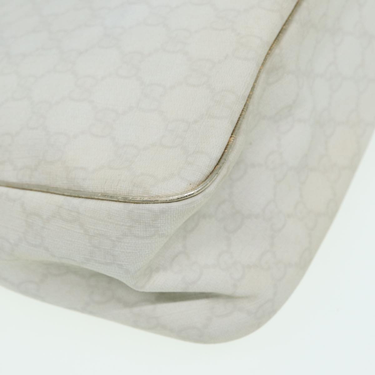 GUCCI GG Canvas Shoulder Bag PVC Leather White 84436