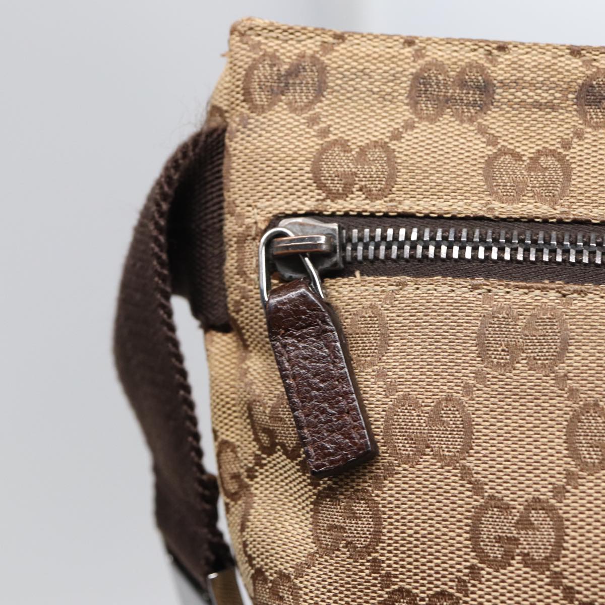 GUCCI GG Canvas Waist bag Beige 28566 84437