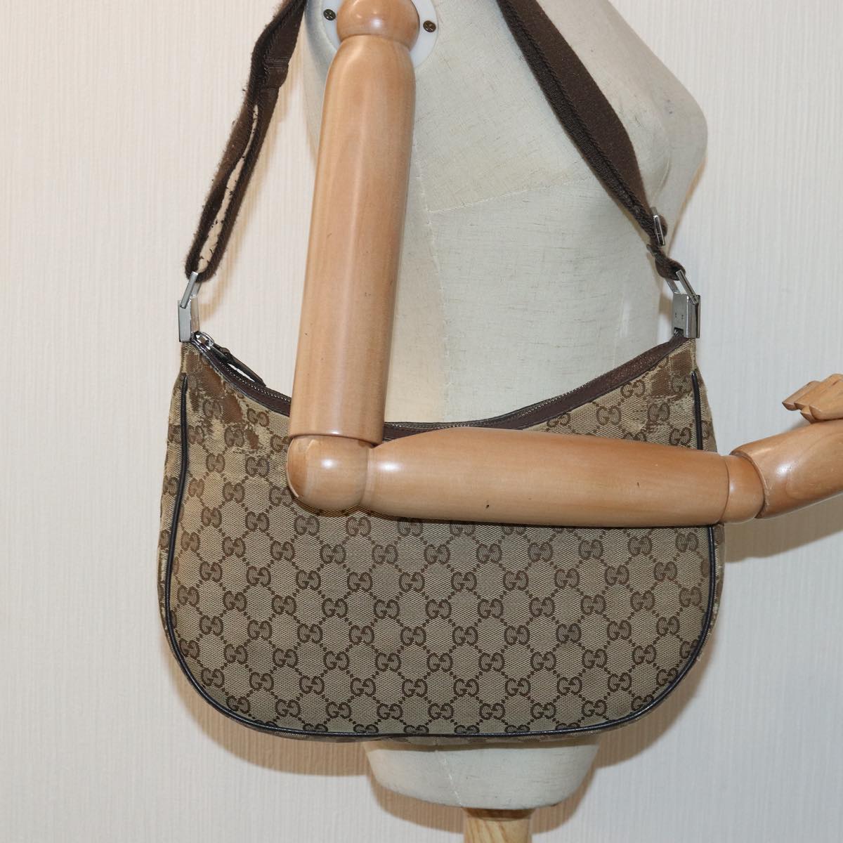 GUCCI GG Canvas Shoulder Bag Beige 122790 84458