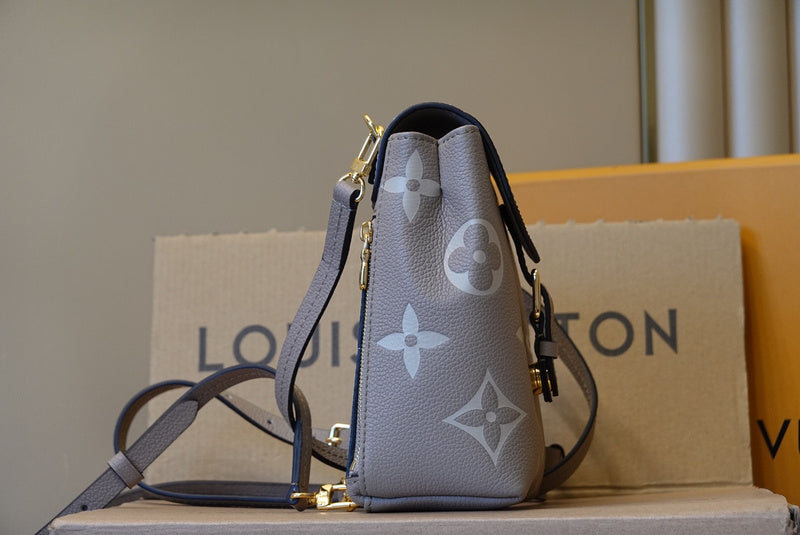 LOV2 Bags - Luxurious Bags  1562