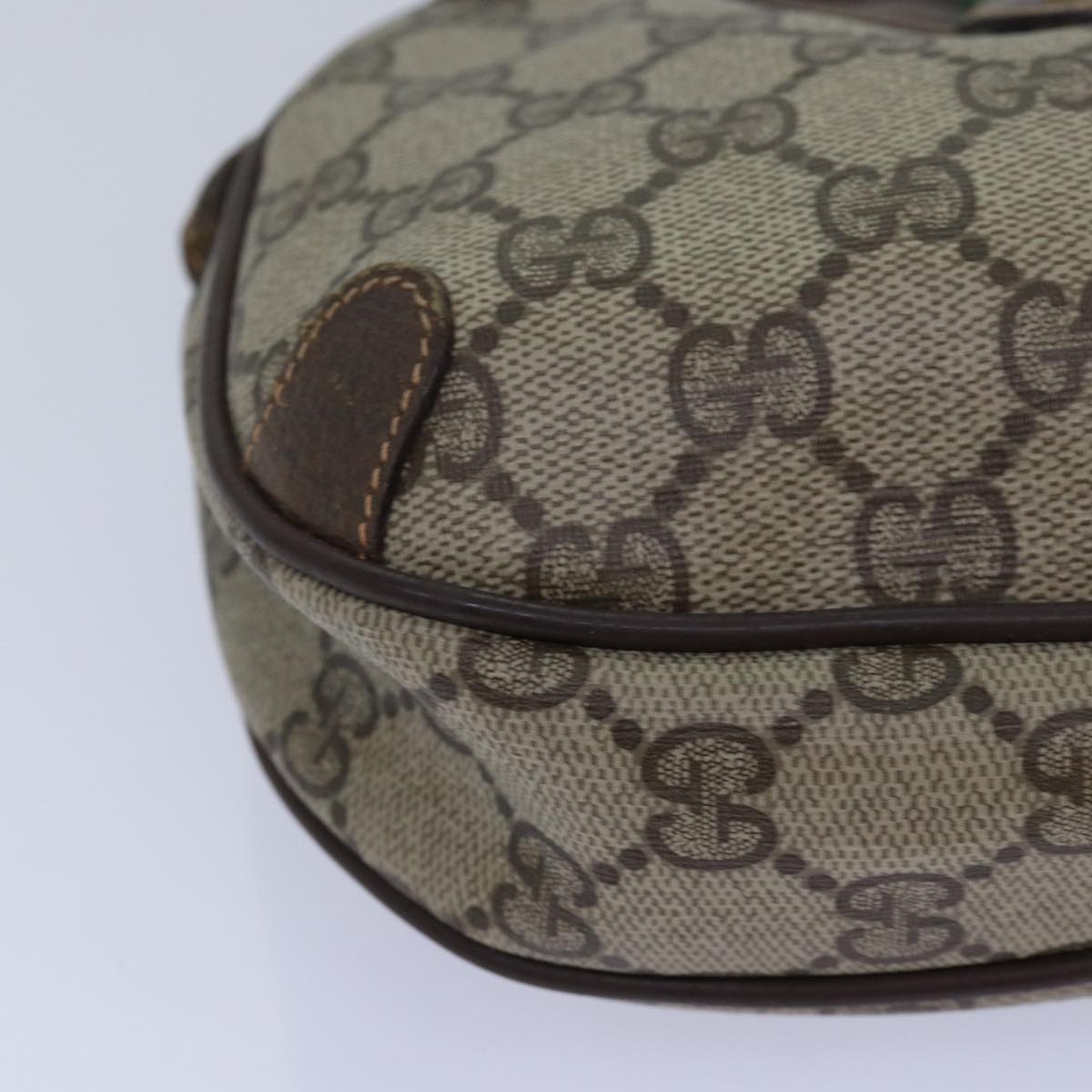 GUCCI GG Supreme Shoulder Bag PVC Leather Beige Red gold 89 02 066 84564