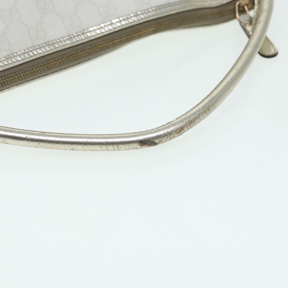 GUCCI GG Supreme Shoulder Bag PVC Leather White Gold 84660