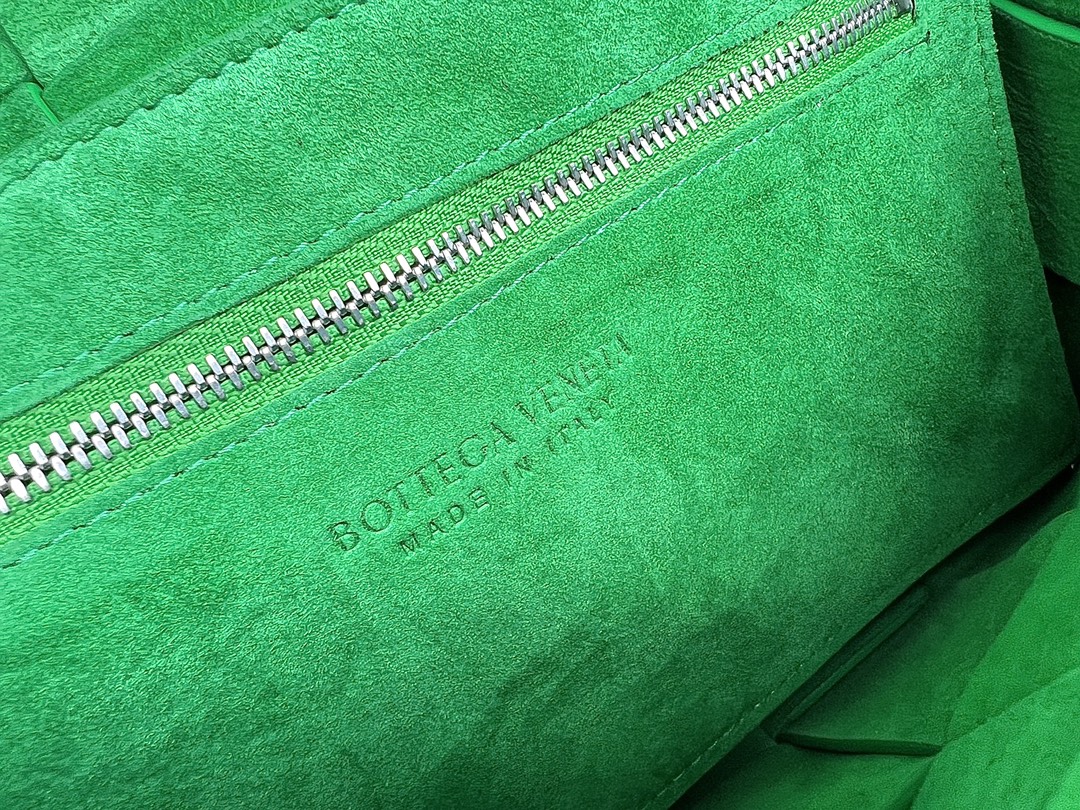 GLAMI Cassette Bag Black And Green, For Women, Bags 9.1in/23cm