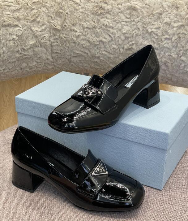 GlamyWomen Shoes - 499