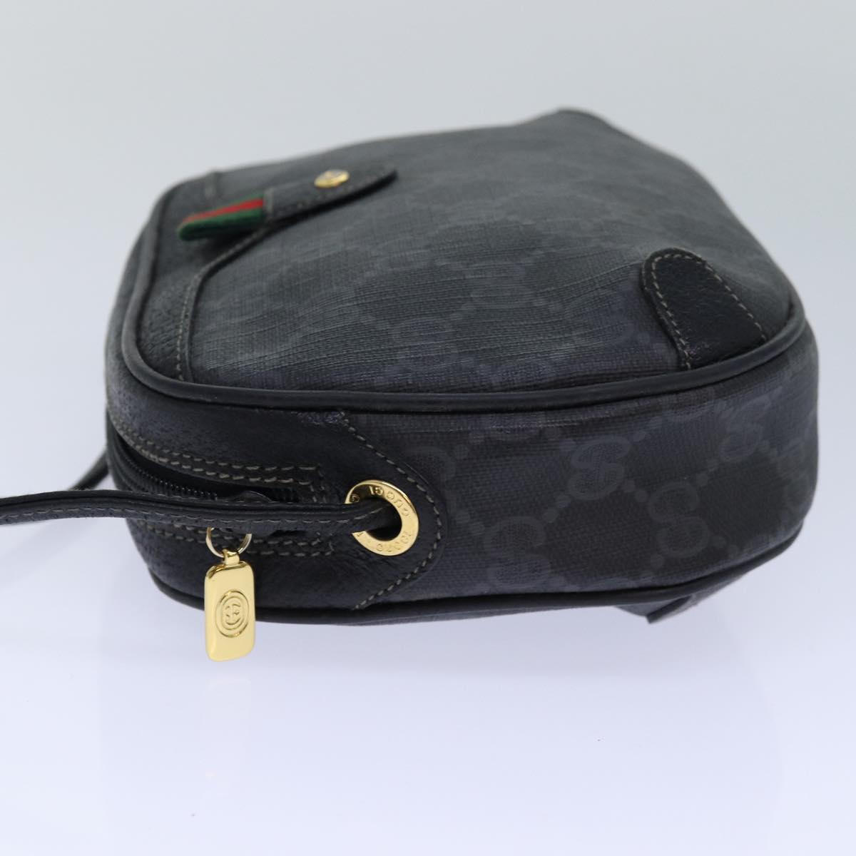 GUCCI GG Supreme Sherry Line Shoulder Bag PVC Black Gold 156 02 066 85106