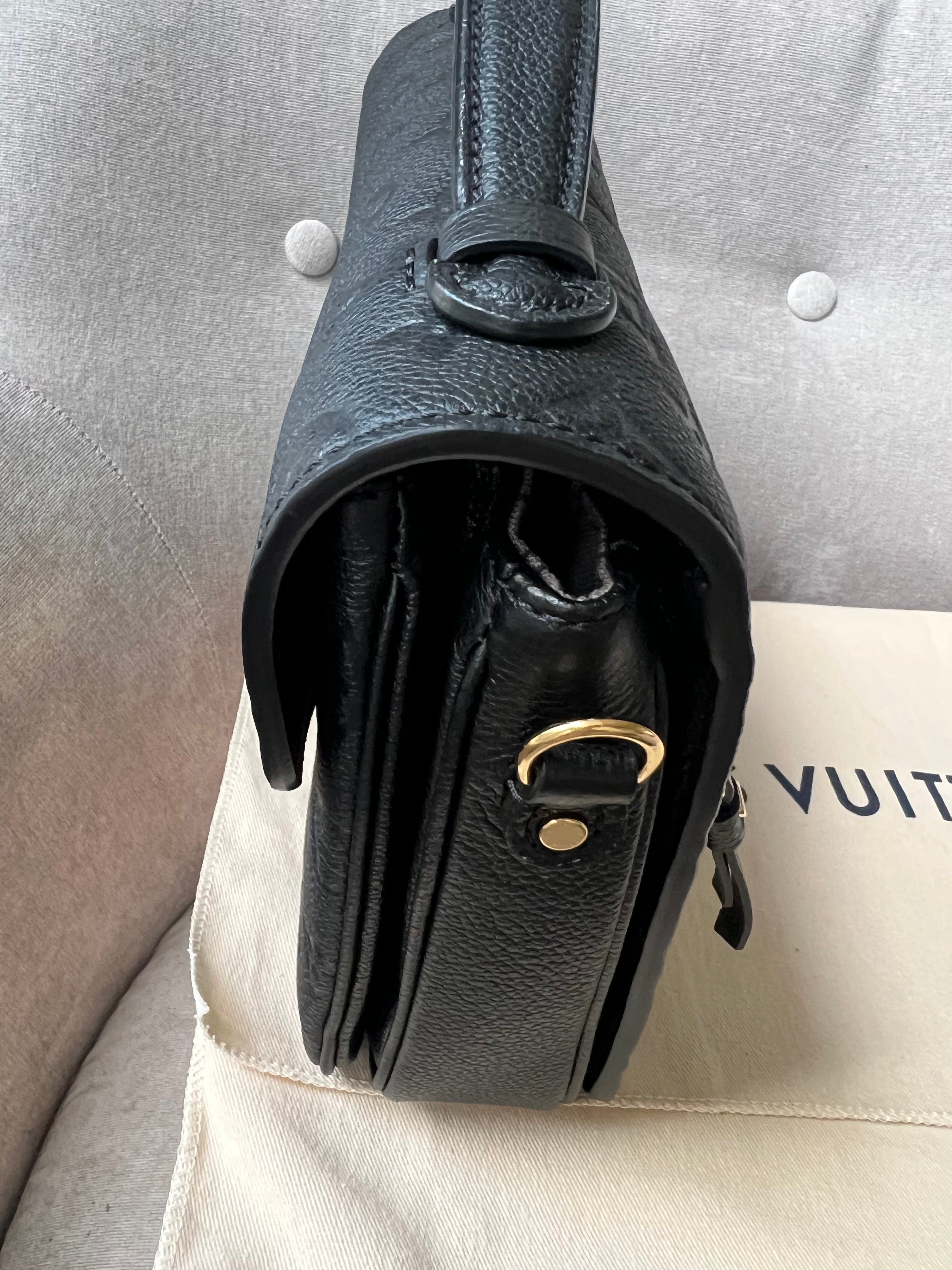 Louis Vuitton Pochette Metis Black Empreinte (RRP £2,110)