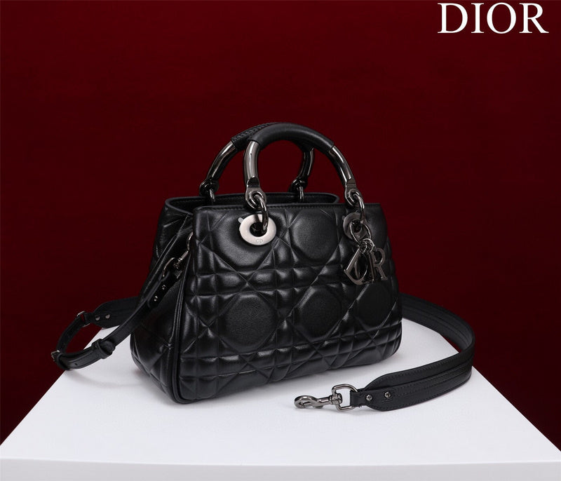 ELE - Dir Bags - 1422