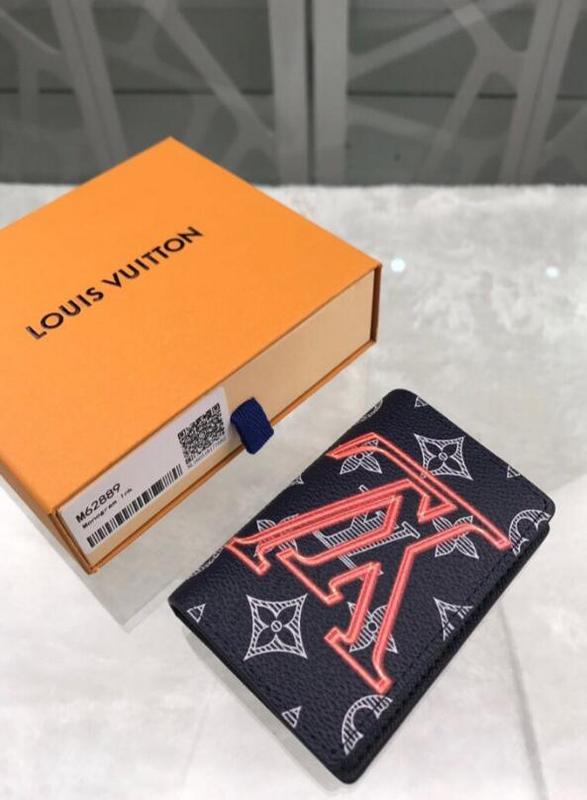 SAMC - Mix Wallets - 060