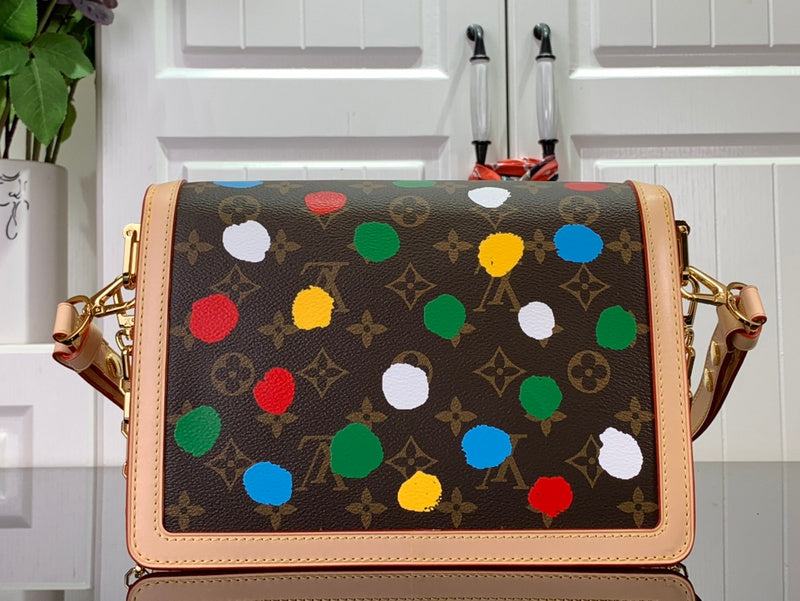 Fashion Lu-Vi bags - 2481