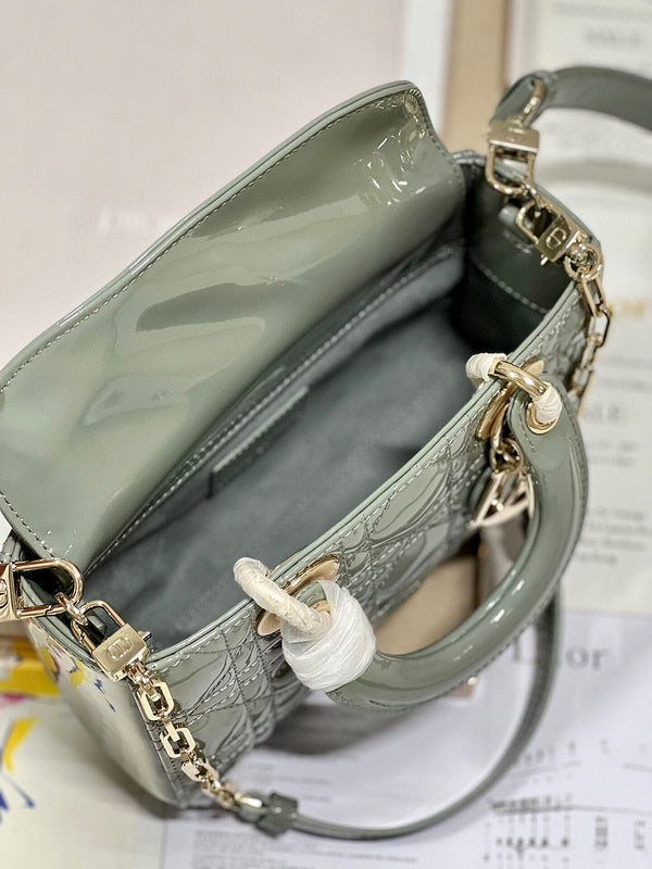 ELE - Dir Bags - 1473