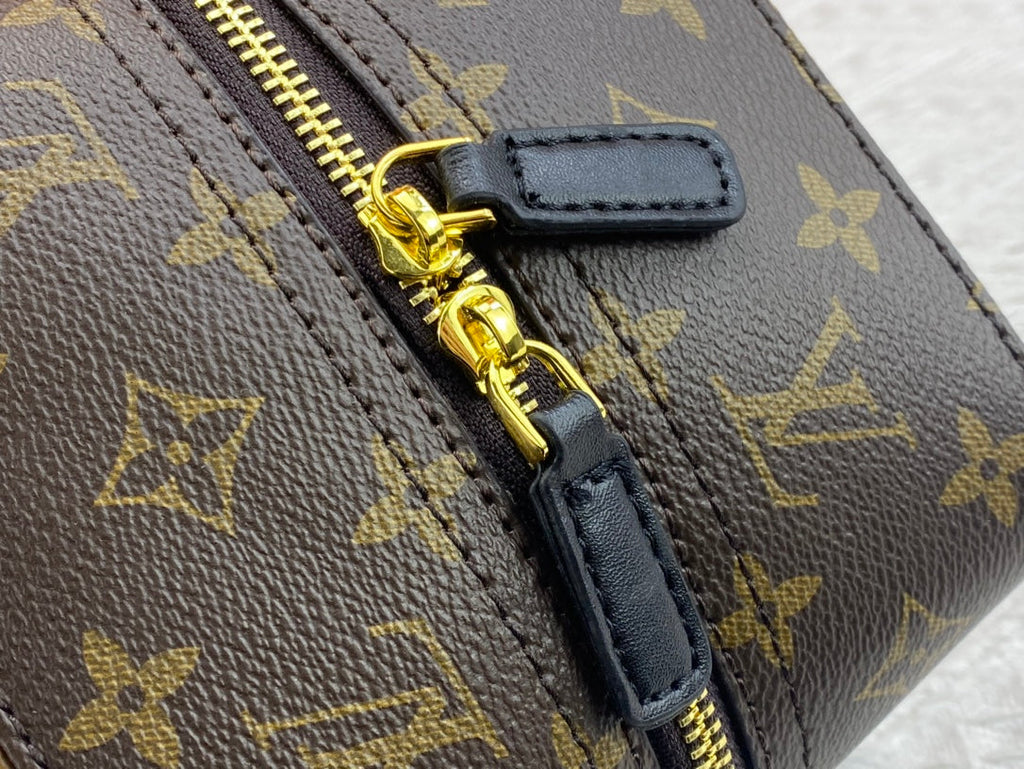 EN - New Arrival Bags LUV 678