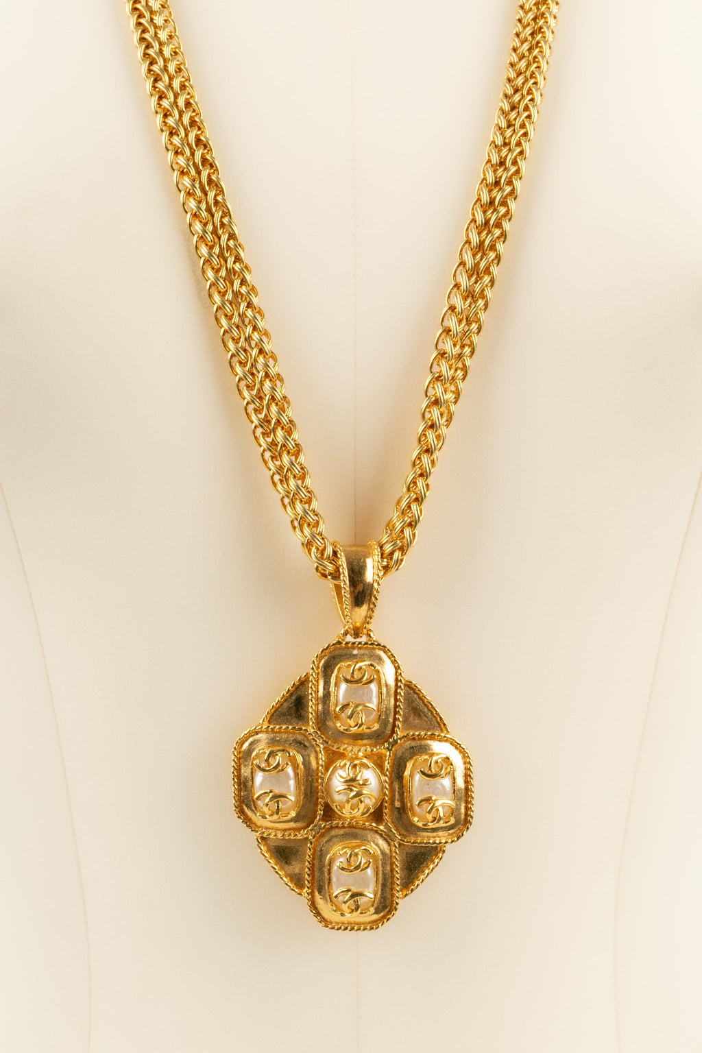 Collier Chanel Automne 1995