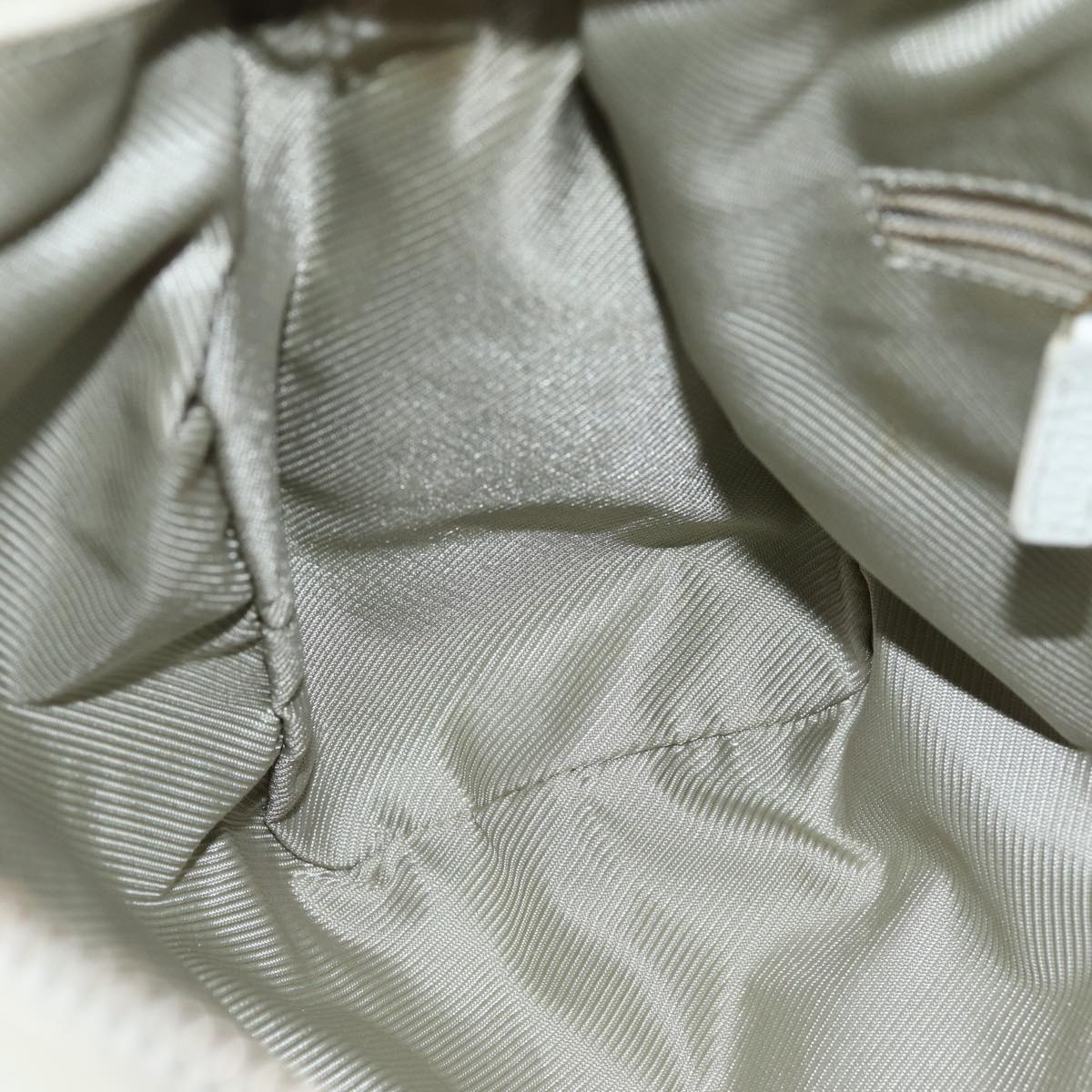 GUCCI GG Canvas Hand Bag Beige White gold 000 0851 85519