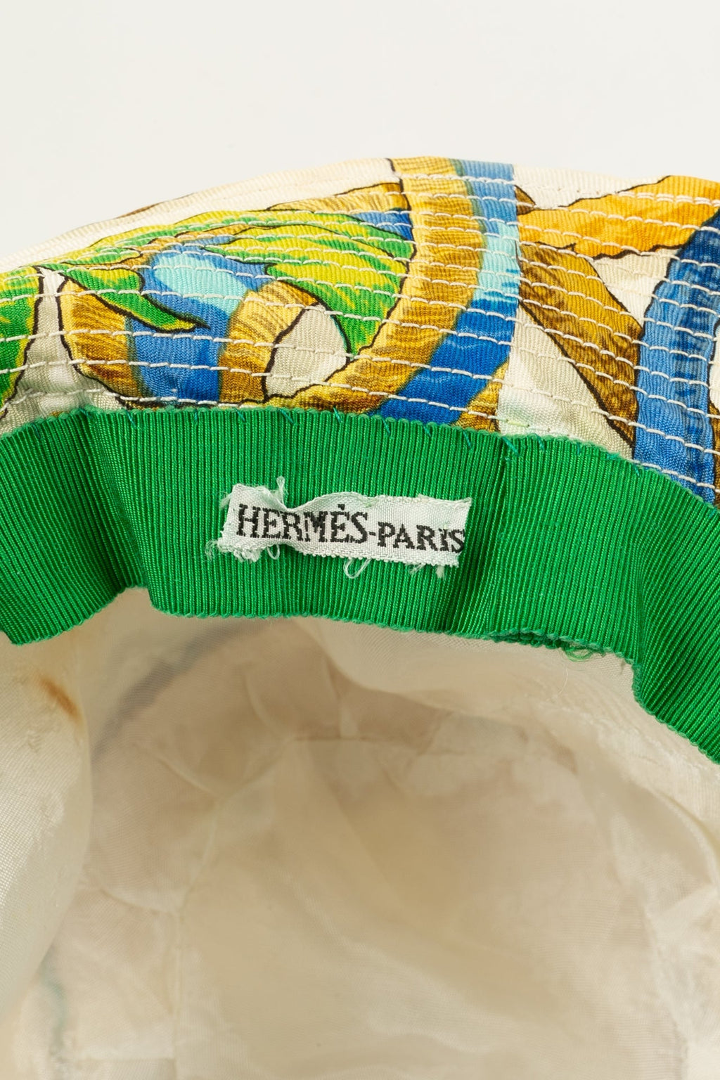 Chapeau en soie HermÃƒÆ’Ã‚Â¨s