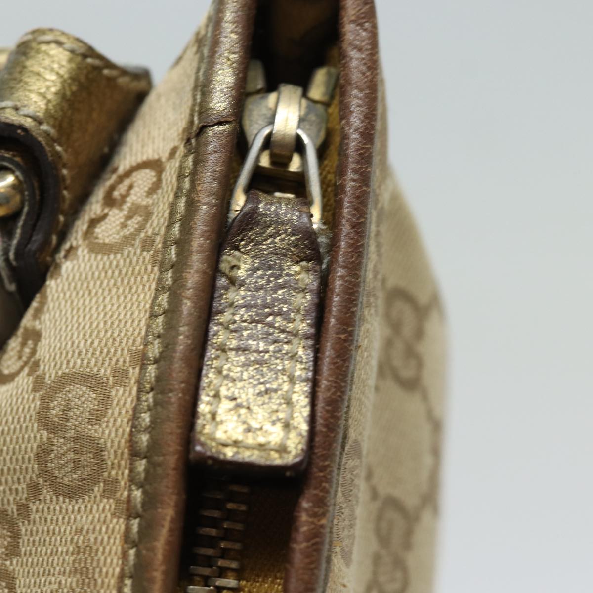 GUCCI GG Canvas Sherry Line Shoulder Bag Beige Gold pink 144388 85719