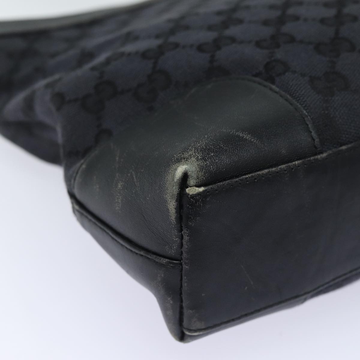 GUCCI GG Canvas Shoulder Bag Black Gold 001 4231 85720