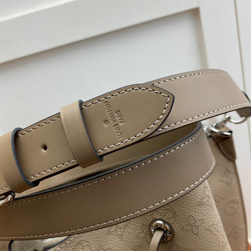 LOV2 Bags - Luxurious Bags  1833