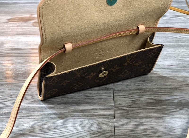 LOV2 Bags - Luxurious Bags  1910