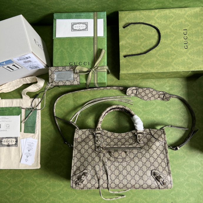 Glami LuGlamiage Beige For Women And Men 15in/39cm Glami