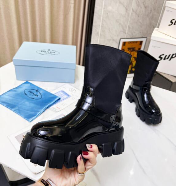 GlamyWomen Shoes - 375