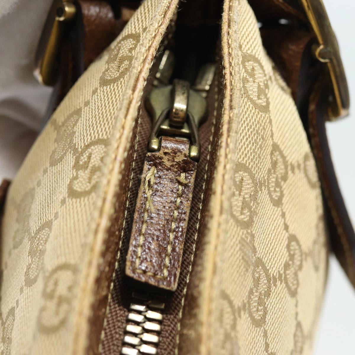 GUCCI GG Canvas Shoulder Bag Beige 115514 86155