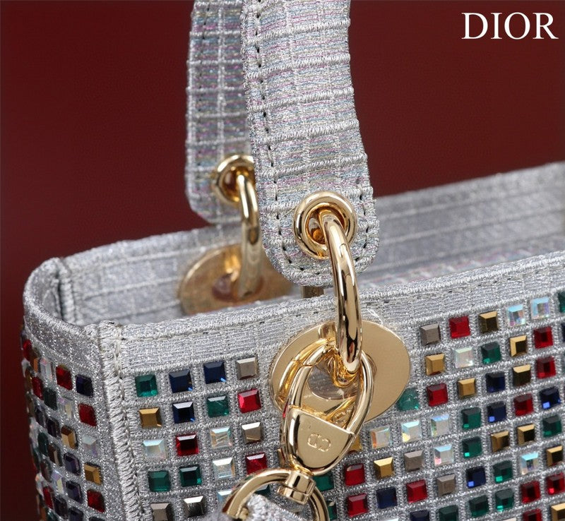 ELE - Dir Bags - 2010