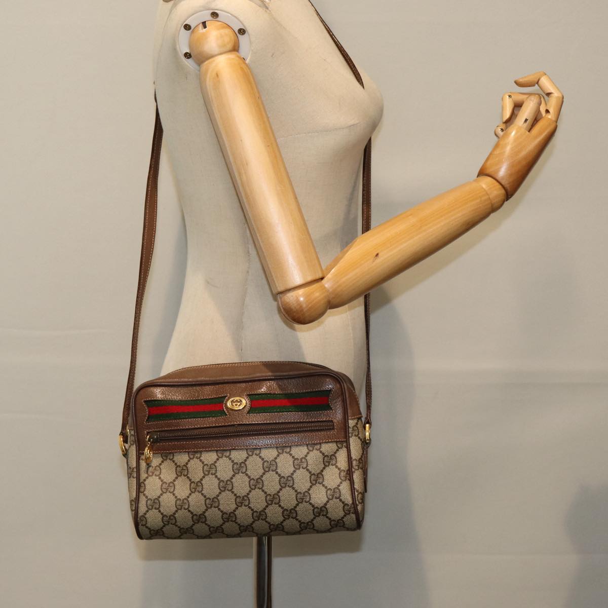 GUCCI GG Supreme Web Sherry Line Shoulder Bag Beige Gold 001 44 6655 86407