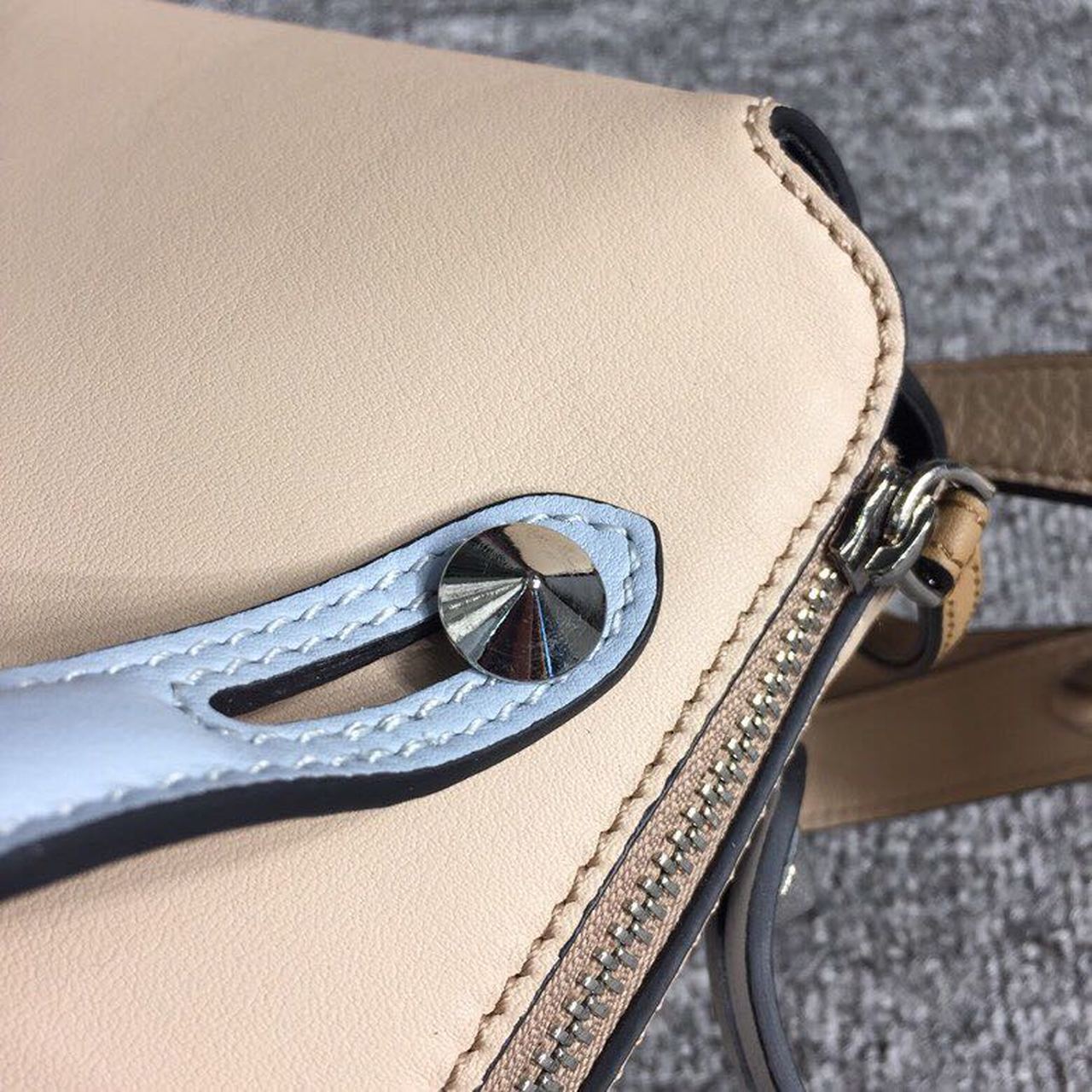 FI By The Way MeGLAMIum Bag Beige For Women, Handbags, Shoulder And Crossbody Bags 10.6in/27cm FF 8BL1461