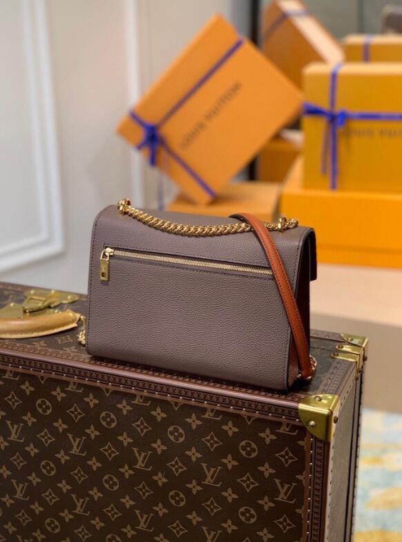 SAMC - LOV Bags - 1125